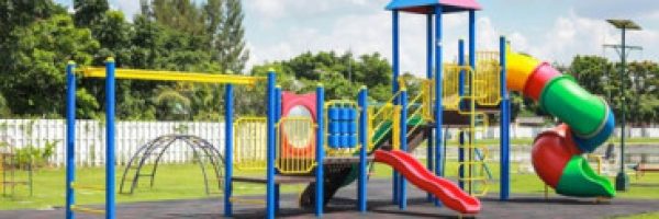 5170b324cce0838c2549571b17cb70225b406f1d-parks-outdoor_playgrounds-min